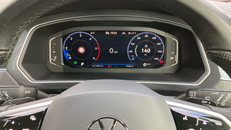 Volkswagen Tiguan 2.0 TDI 4Motion R-Line 5dr DSG Diesel Estate